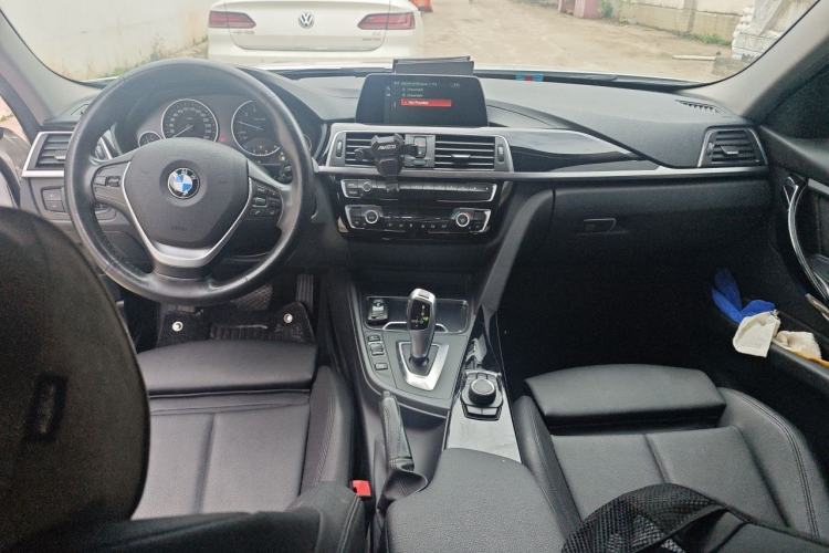Used BMW 3 Series 2018 320Li Fashion Model Center Console