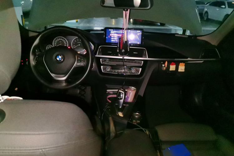 Used BMW 3 Series 2018 320Li Fashion Model Center Console