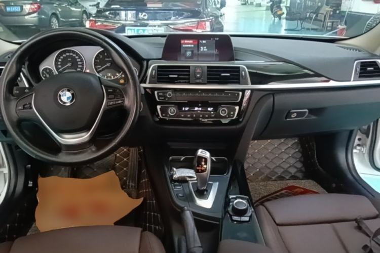 Used BMW 3 Series 2018 320Li Fashion Model Center Console