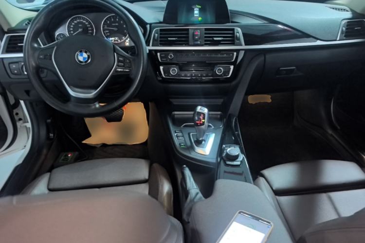Used BMW 3 Series 2018 320Li Fashion Model Center Console