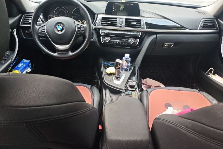 Used BMW 3 Series 2018 320Li Fashion Model Center Console