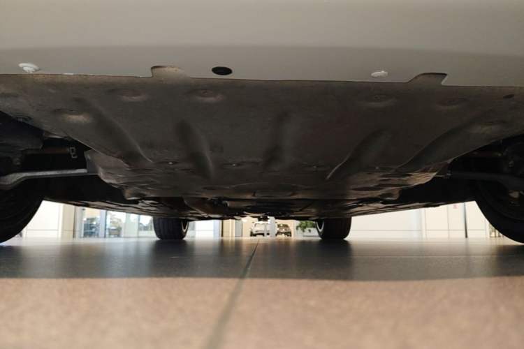 Used BMW 3 Series 2018 320Li Leading Model M Sport Package Chassis Front