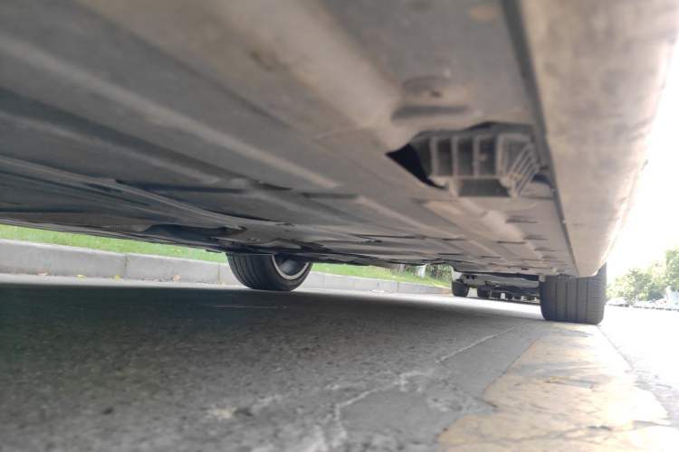 Used BMW 3 Series 2018 330Li M Sport Shadow Edition Chassis Front Left