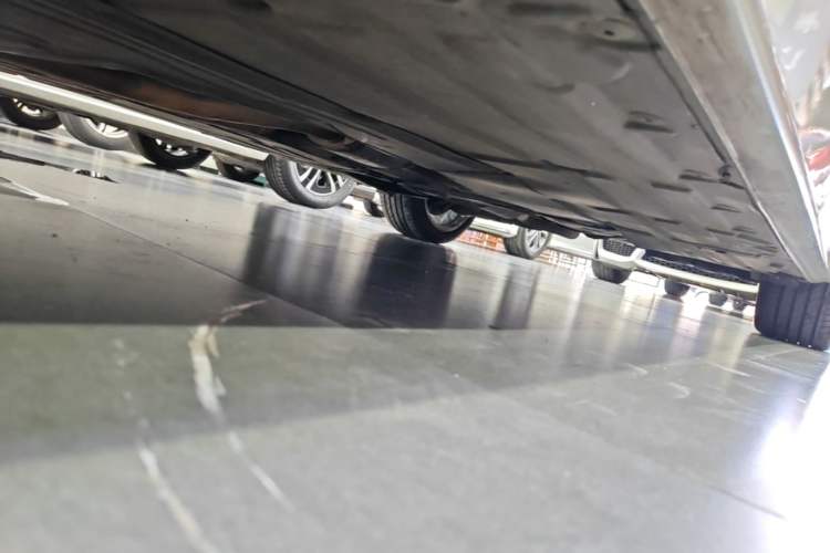 Used BMW 3 Series 2018 320Li Fashion Model Chassis Front Left