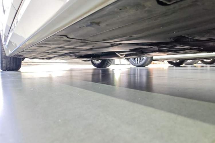 Used BMW 3 Series 2018 320Li Fashion Model Chassis Rear Left
