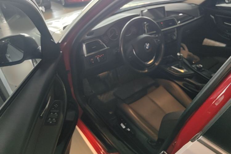 Used BMW 3 Series 2018 318Li Driver Seat