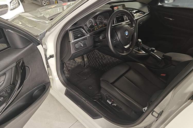 Used BMW 3 Series 2018 320Li Fashion Model Driver Seat