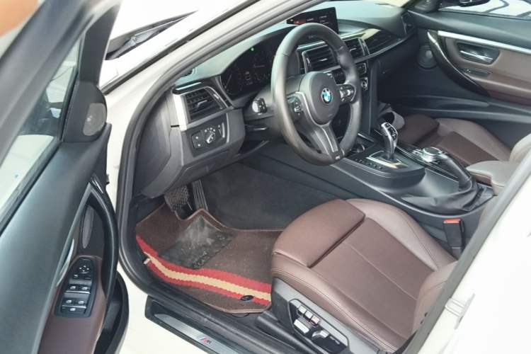 Used BMW 3 Series 2018 320Li M Sport Night Edition Driver Seat