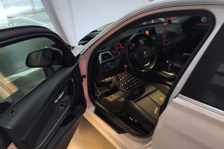 Used BMW 3 Series 2018 320Li Fashion Model Driver Seat