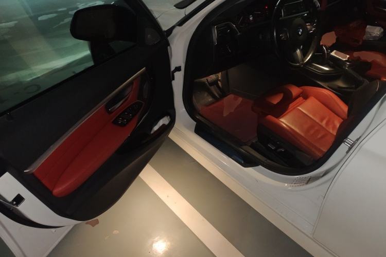 Used BMW 3 Series 2018 330Li M Sport Shadow Edition Driver Seat