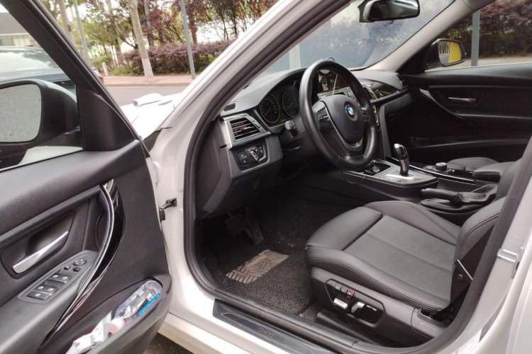 Used BMW 3 Series 2018 320Li Fashion Model Driver Seat