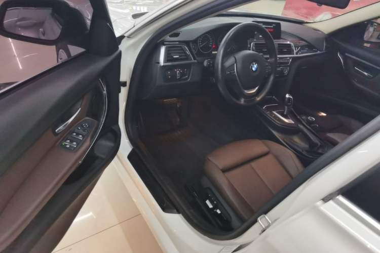 Used BMW 3 Series 2018 320Li Fashion Model Driver Seat