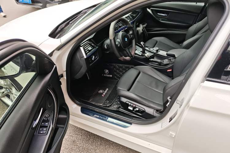 Used BMW 3 Series 2018 320Li Leading Model M Sport Package Driver Seat