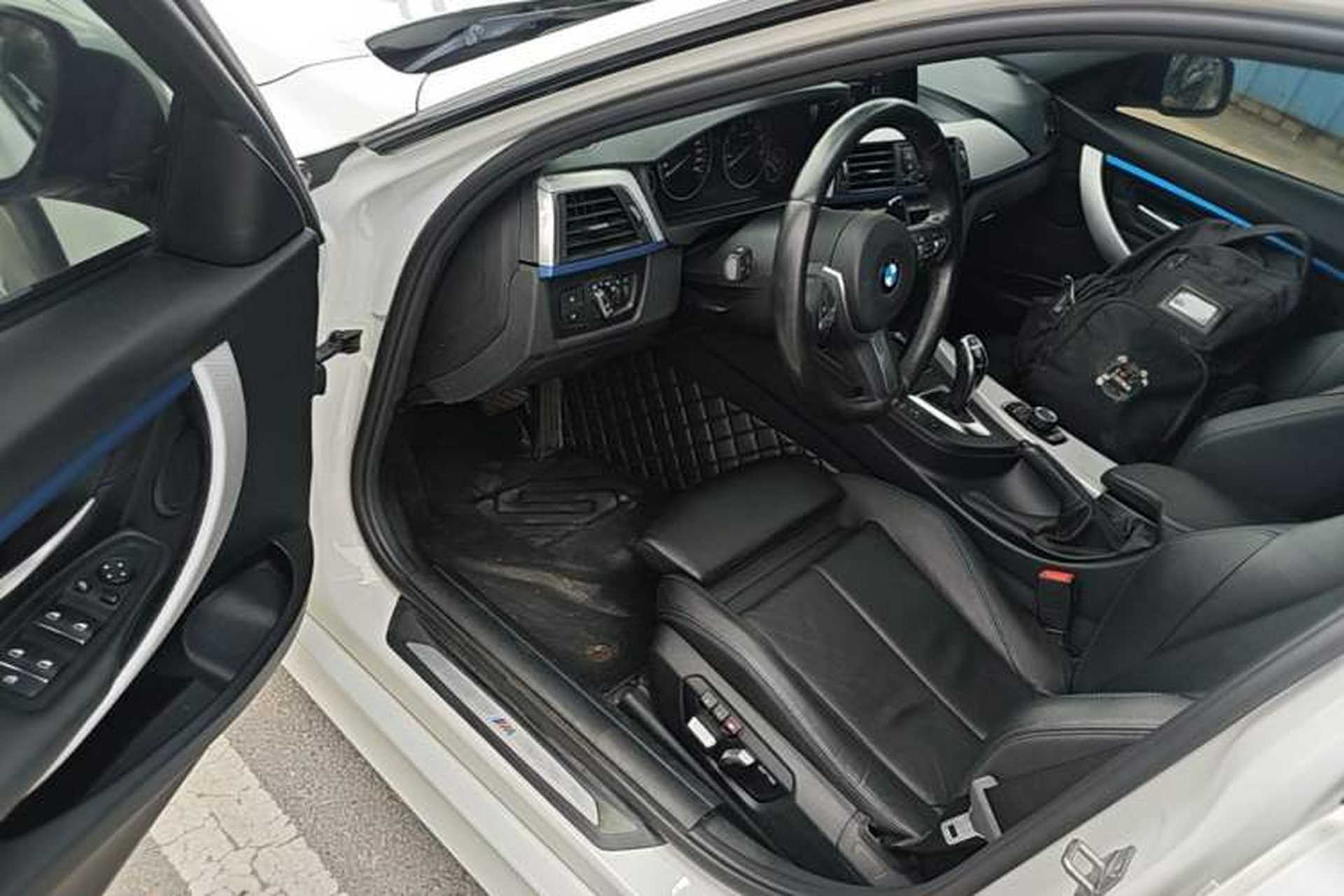 Used BMW 3 Series 2018 320i M Sport Package Driver Seat