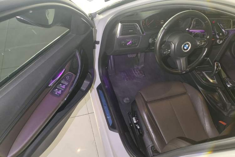 Used BMW 3 Series 2018 320Li Leading Model M Sport Package Driver Seat
