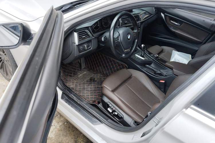 Used BMW 3 Series 2018 320Li Fashion Model Driver Seat