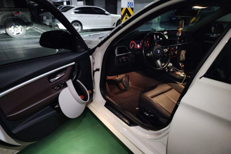 Used BMW 3 Series 2018 320Li M Sport Night Edition Driver Seat
