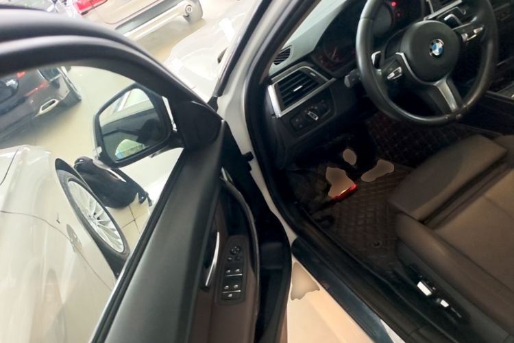 Used BMW 3 Series 2018 320Li Leading Model M Sport Package Driver Seat