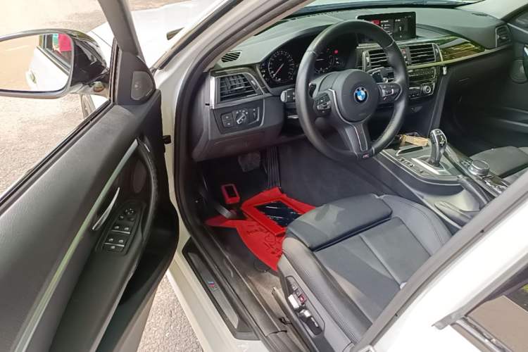 Used BMW 3 Series 2018 320Li M Sport Night Edition Driver Seat