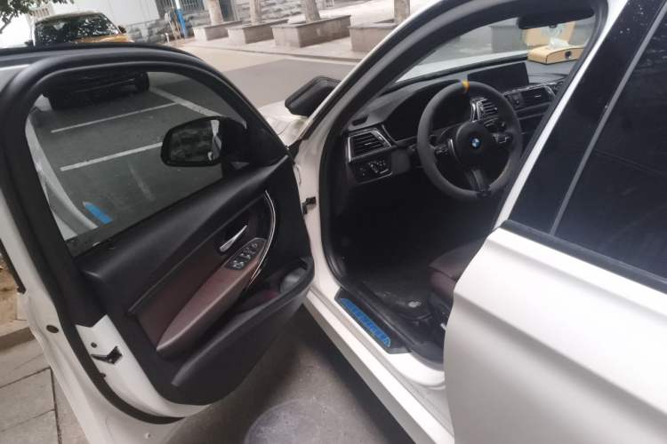 Used BMW 3 Series 2018 320Li Leading Model M Sport Package Driver Seat