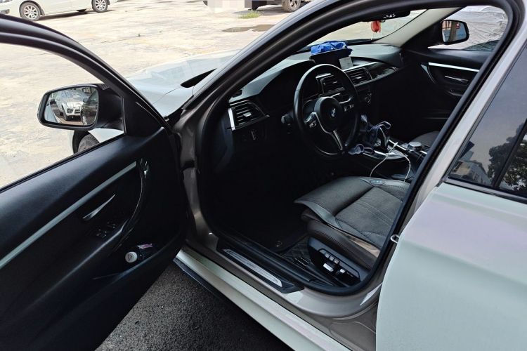 Used BMW 3 Series 2018 320Li Leading Luxury Package Driver Seat