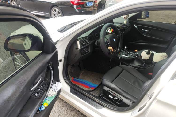 Used BMW 3 Series 2018 320Li Fashion Model Driver Seat