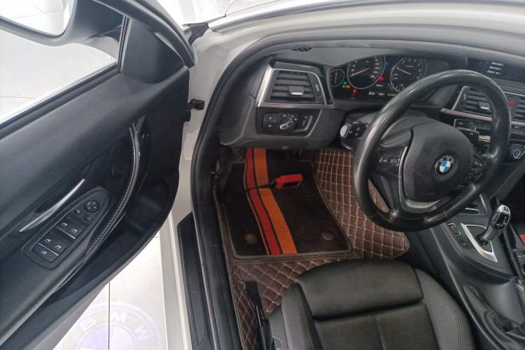 Used BMW 3 Series 2018 318Li Driver Seat