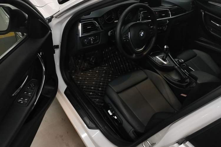 Used BMW 3 Series 2018 320Li Fashion Model Driver Seat