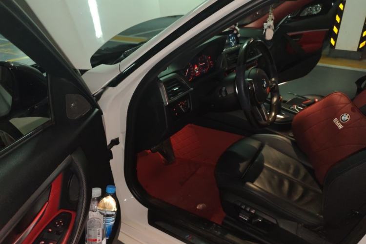 Used BMW 3 Series 2018 320i M Sport Night Edition Driver Seat