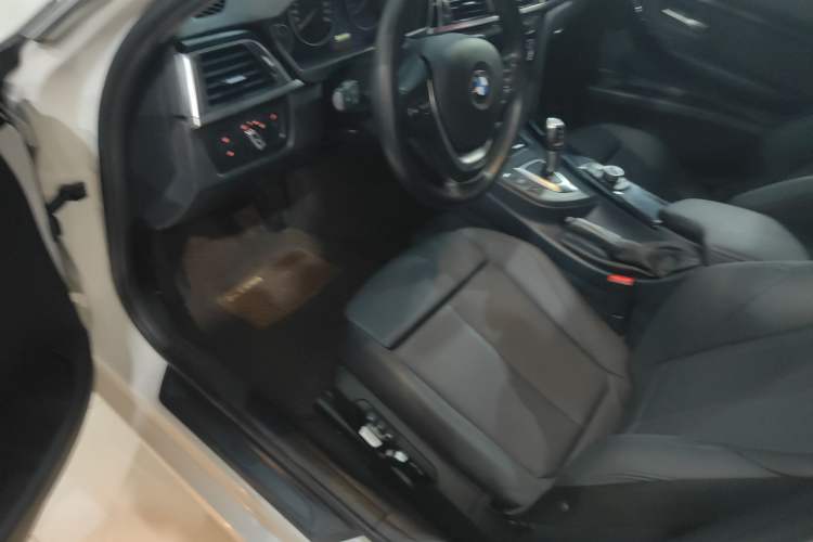 Used BMW 3 Series 2018 320Li Fashion Model Driver Seat