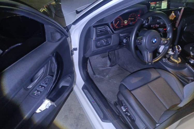 Used BMW 3 Series 2018 320Li Leading Model M Sport Package Driver Seat