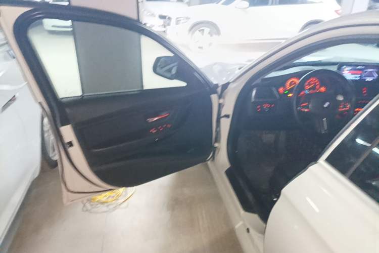 Used BMW 3 Series 2018 320Li Fashion Model Driver Seat
