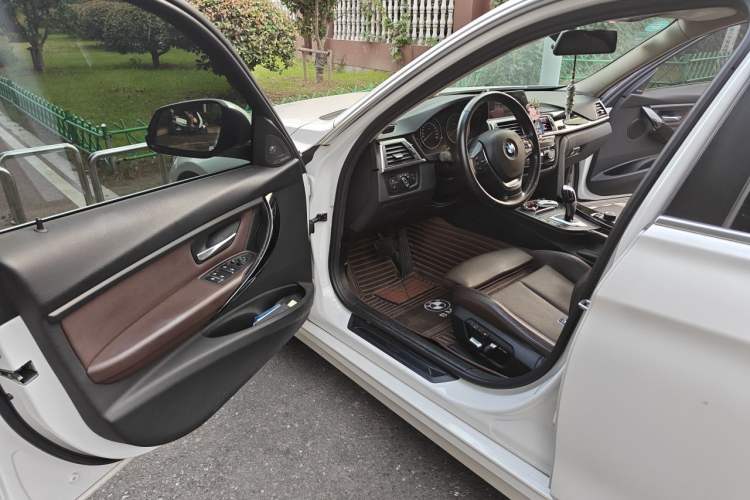 Used BMW 3 Series 2018 320Li Fashion Model Driver Seat