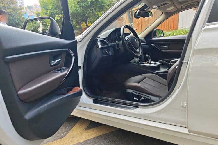 Used BMW 3 Series 2018 320Li Fashion Model Driver Seat