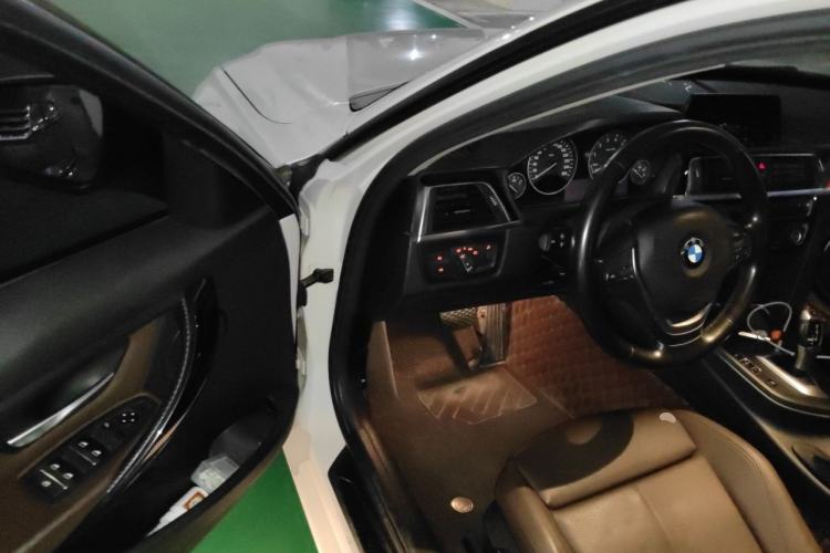 Used BMW 3 Series 2018 318i Driver Seat