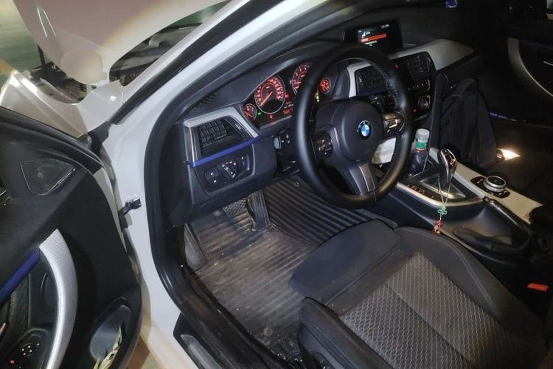 Used BMW 3 Series 2018 320i M Sport Package Driver Seat