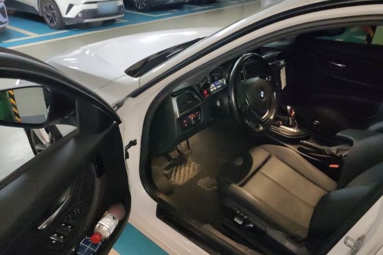 Used BMW 3 Series 2018 318i Driver Seat