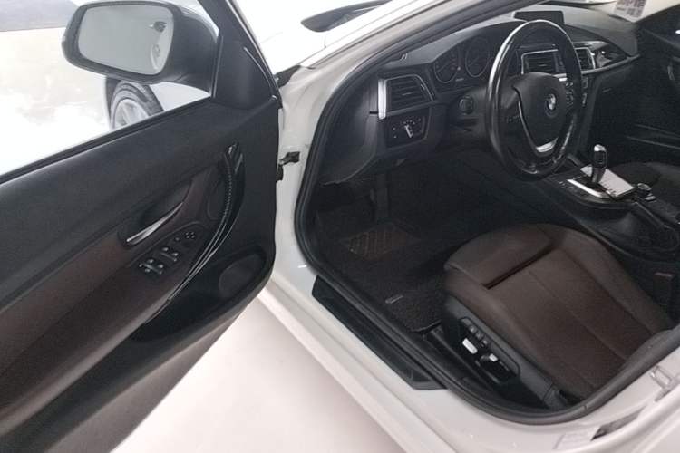 Used BMW 3 Series 2018 320Li Fashion Model Driver Seat