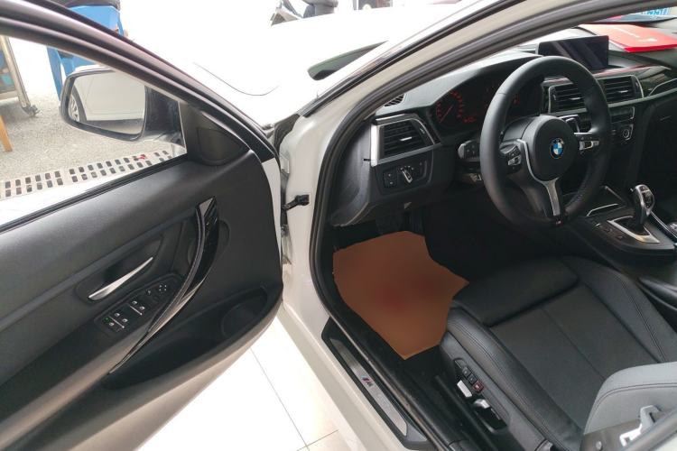 Used BMW 3 Series 2018 320Li Leading Model M Sport Package Driver Seat