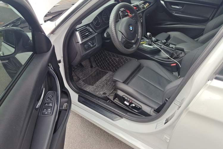 Used BMW 3 Series 2018 320Li Fashion Model Driver Seat