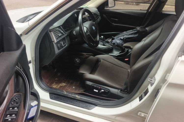 Used BMW 3 Series 2018 318i Driver Seat