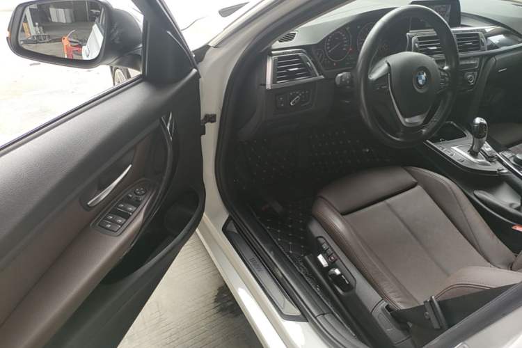 Used BMW 3 Series 2018 320Li Fashion Model Driver Seat