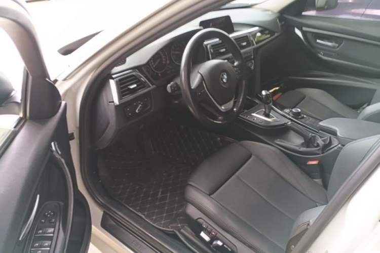 Used BMW 3 Series 2018 318Li Driver Seat