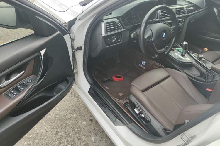 Used BMW 3 Series 2018 320Li Fashion Model Driver Seat