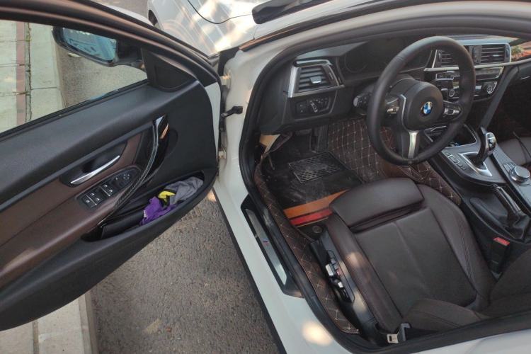Used BMW 3 Series 2018 320Li Leading Model M Sport Package Driver Seat