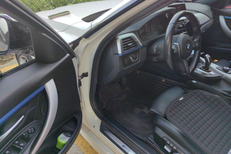Used BMW 3 Series 2018 320i M Sport Package Driver Seat