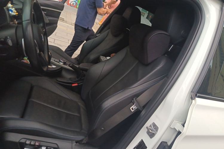 Used BMW 3 Series 2018 330i M Sport Night Edition Driver Seat
