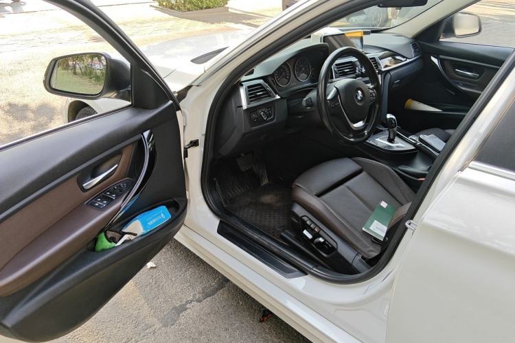 Used BMW 3 Series 2018 320Li Fashion Model Driver Seat