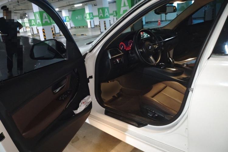 Used BMW 3 Series 2018 320Li Leading Model M Sport Package Driver Seat