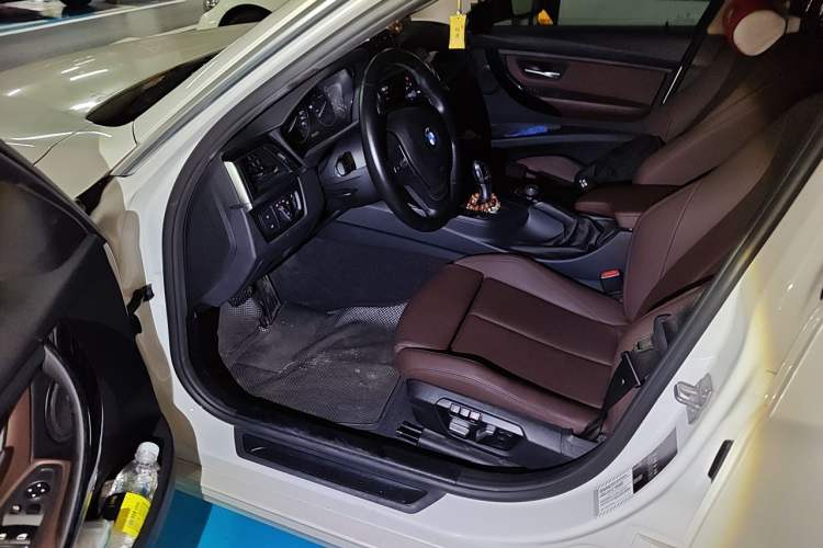 Used BMW 3 Series 2018 320Li Fashion Model Driver Seat
